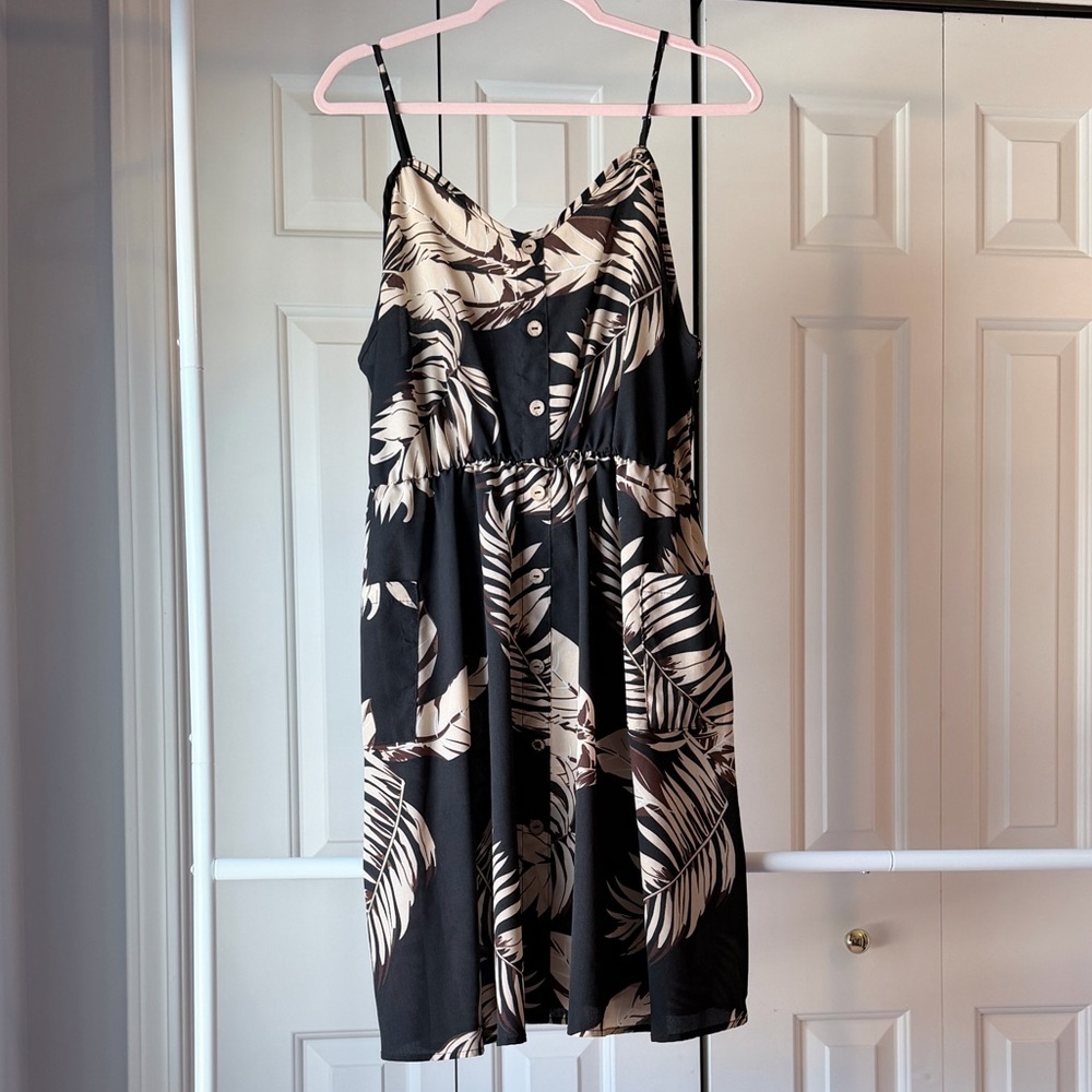 SHEIN Curve Black and Tan Leaf Print Dress